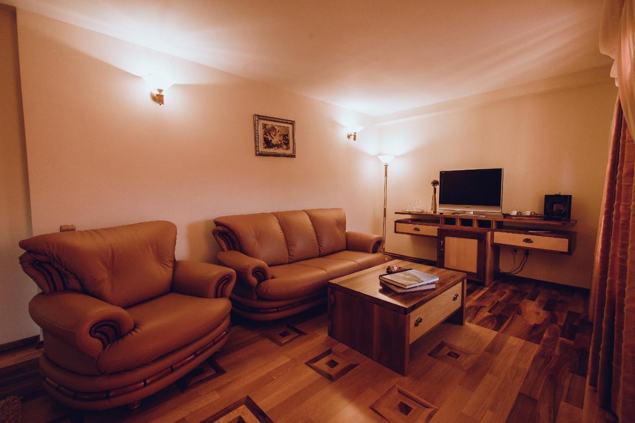 Hotel Denisa Boutique Poiana Brasov Esterno foto