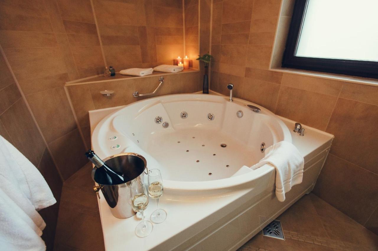 Hotel Denisa Boutique Poiana Brasov Esterno foto