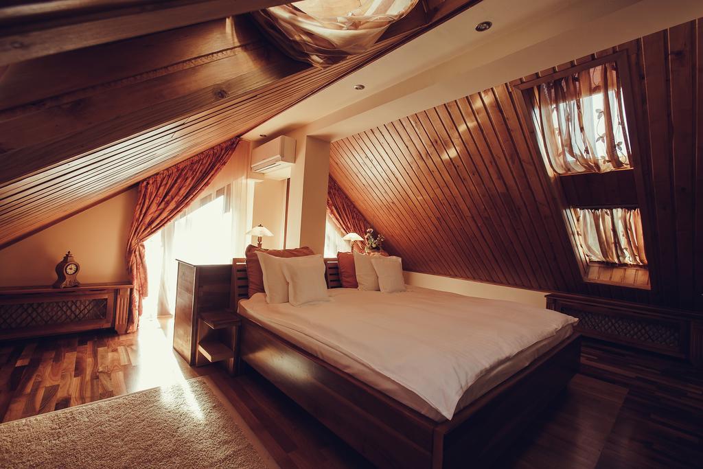 Hotel Denisa Boutique Poiana Brasov Esterno foto